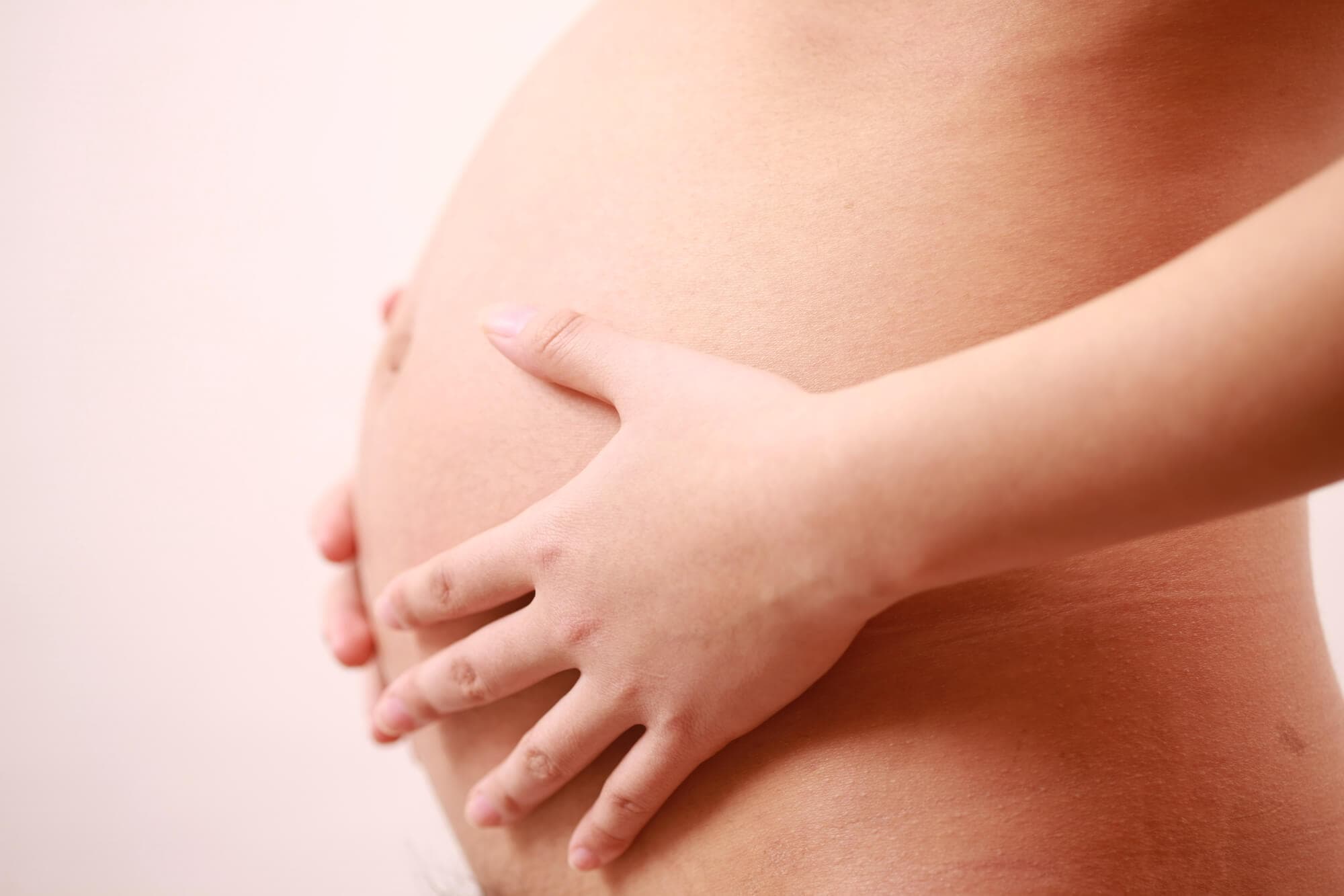 妊娠中毒症とも呼ばれる「妊娠高血圧症候群」の症状・原因・予防