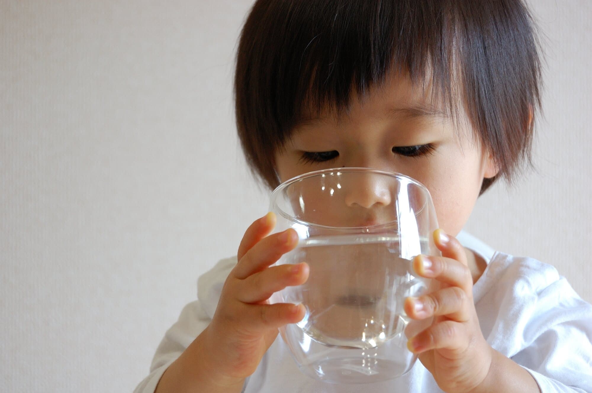 授乳中、妊娠中も気にせず水道水を飲んでも平気?