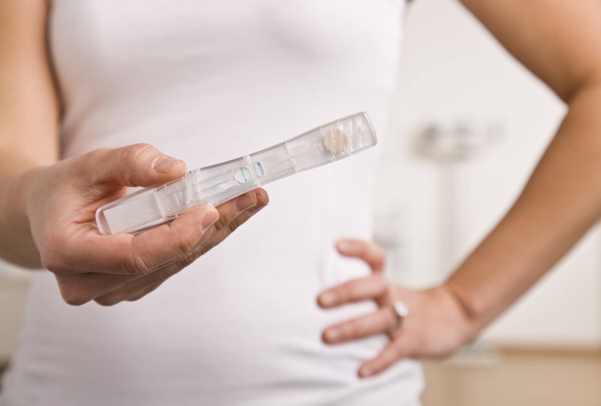 異所性妊娠 を疑う三つの症状とは!?【医師監修】