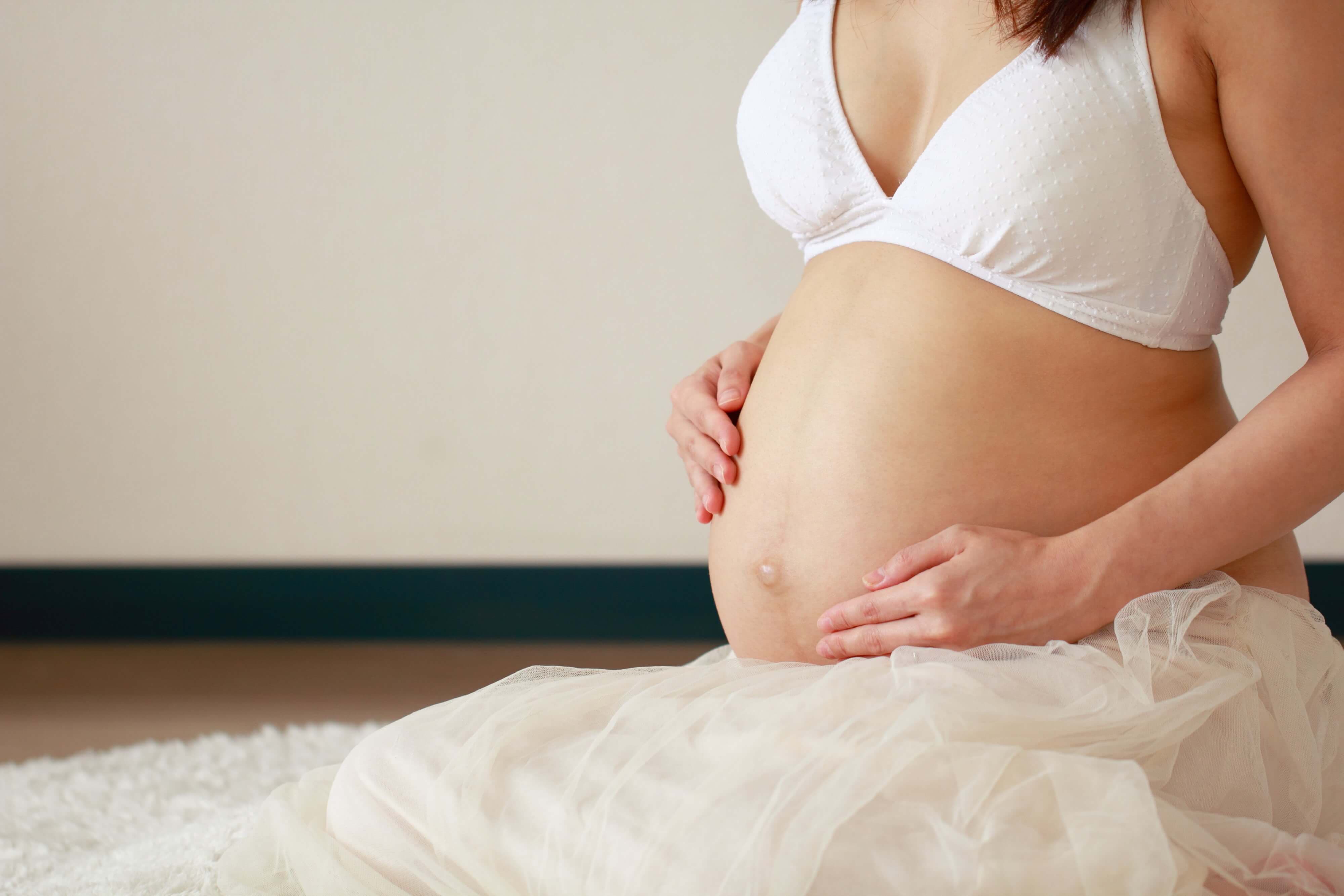 妊娠線予防に高い効果を発揮する、専用オイルの正しい選び方