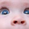 赤ちゃんの目はどうみえてる?新生児の視覚とは
