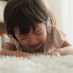 どうして泣くの？2歳児の夜泣きの特徴と対処方法