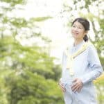 胎児がおなかの中でしゃっくりをするって本当?いつ頃から始まる?