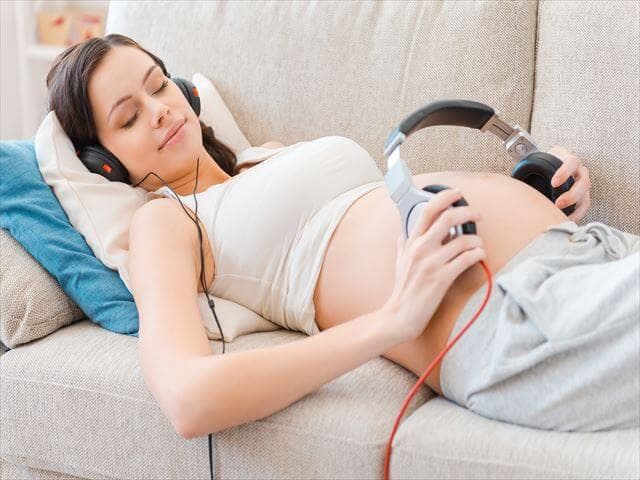 親子で音楽を聴く