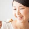 授乳中はカレーNG?! 母乳に影響を与える食べ物