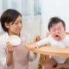 食後に「もっとごはん！」と号泣する赤ちゃん…あげてもいいの？どこから食べ過ぎ？